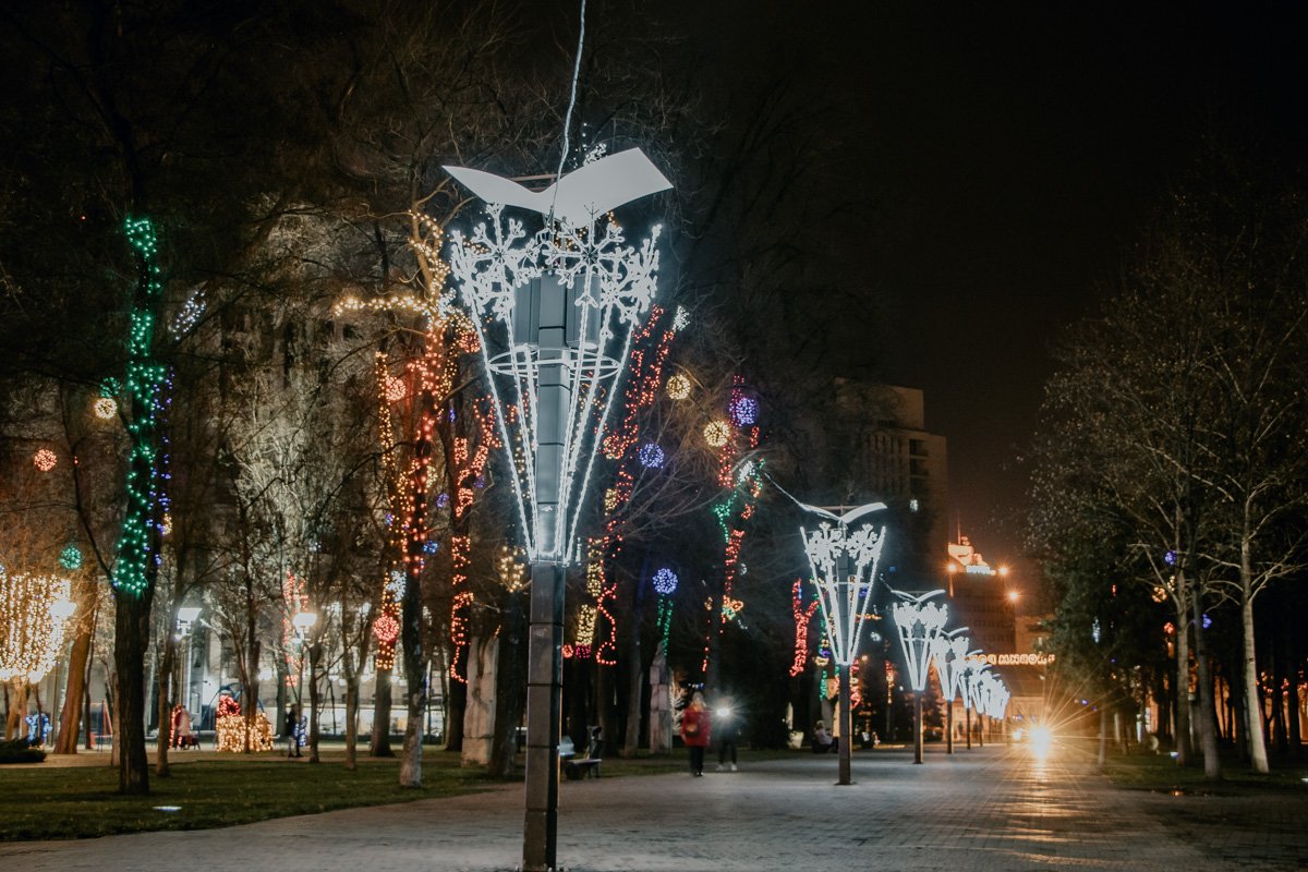 Светло, как днем Светло, как днем