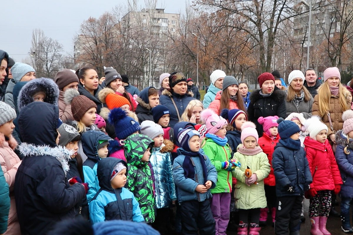 На праздник пришло много детей На праздник пришло много детей