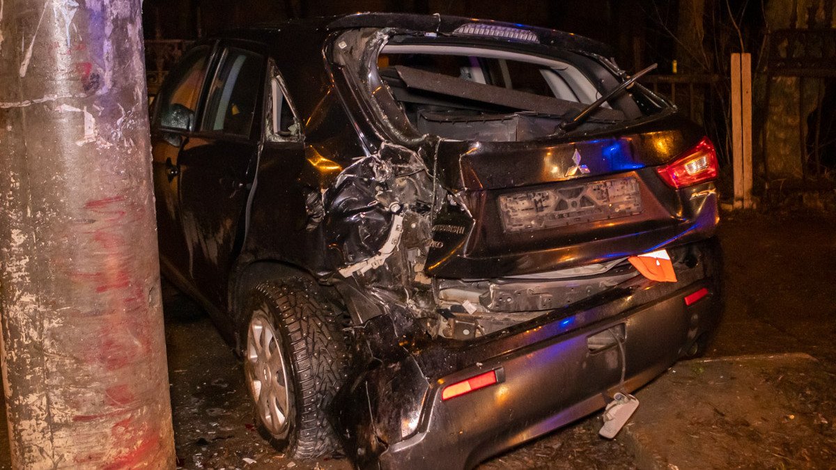 С авто сняли номера С авто сняли номера