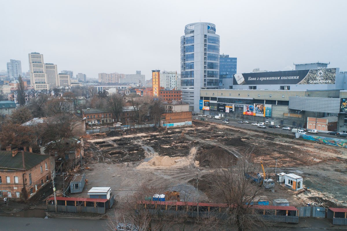 Вместо заброшек будет ТЦ