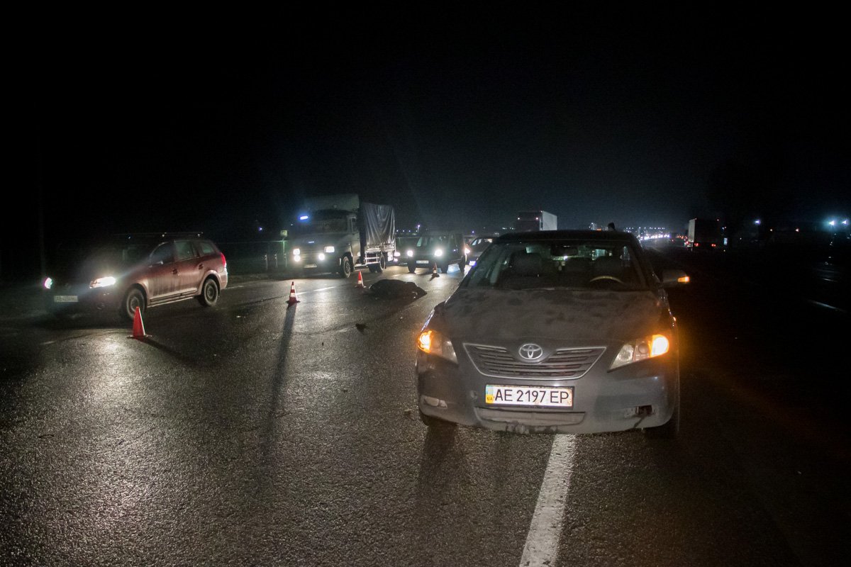 На Донецком шоссе, возле Агросоюза, водитель Toyota сбил пешехода