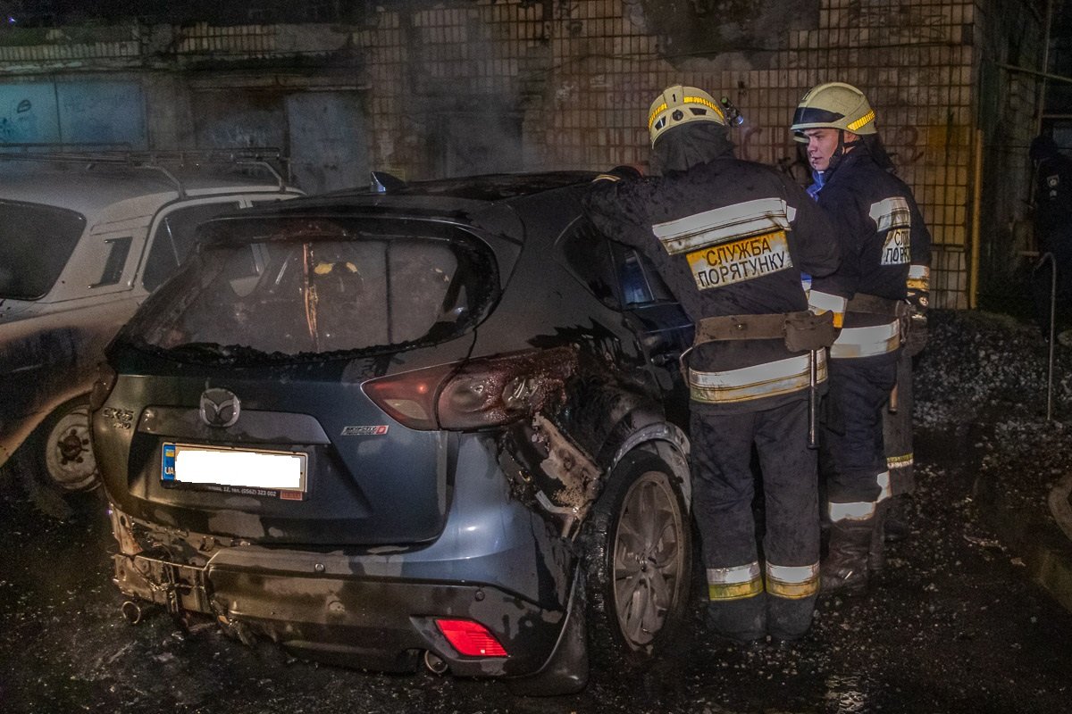 Сгорела Mazda