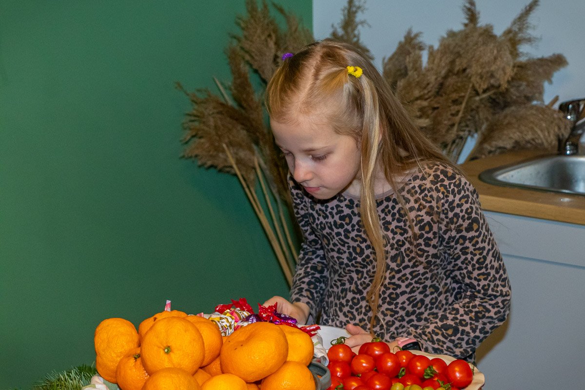 Оп, что тут вкусного? Оп, что тут вкусного?