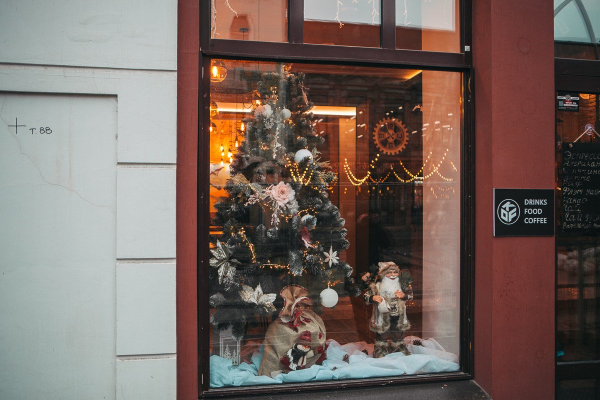 Дед Мороз наблюдает Дед Мороз наблюдает