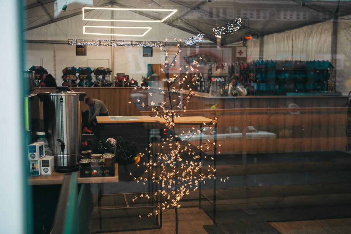 Сверкает Сверкает