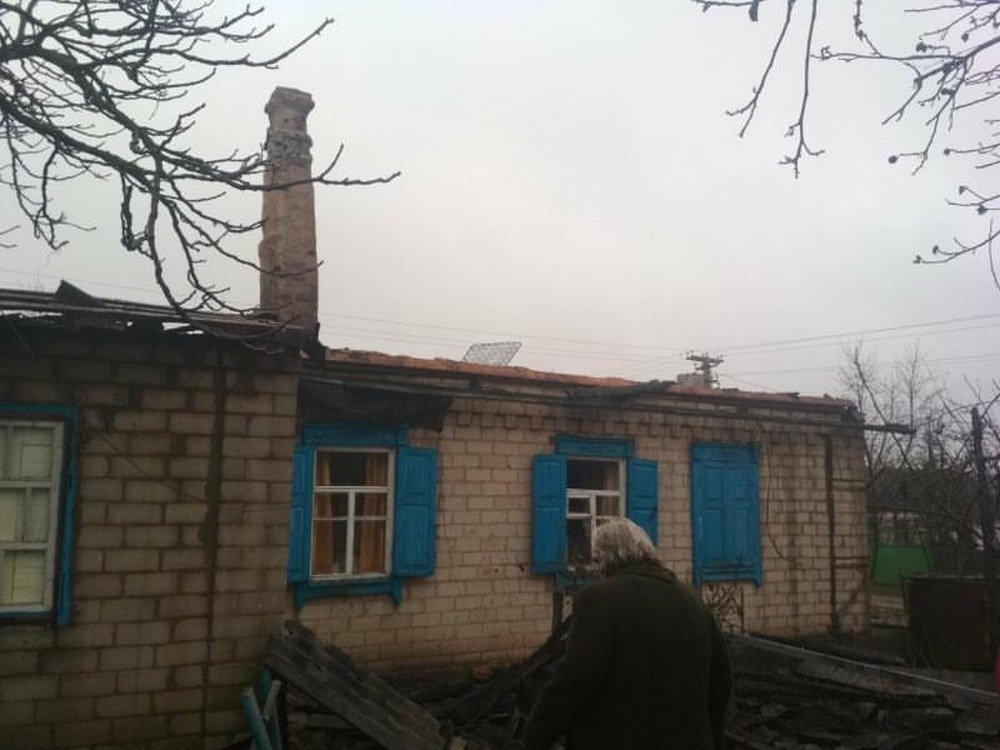 Семья в буквальном смысле осталась без крыши над головой Семья в буквальном смысле осталась без крыши над головой