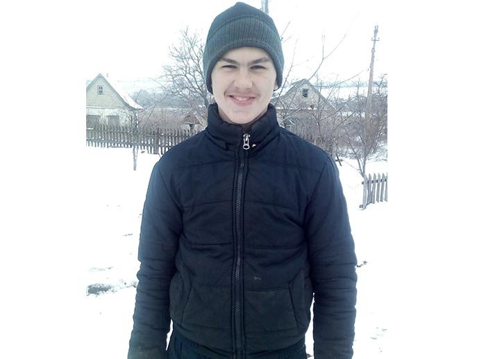 Мальчику необходимо купить слуховой аппарат Мальчику необходимо купить слуховой аппарат