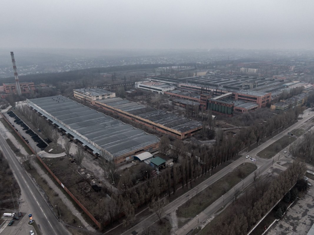 Завод начал свою историю в далеком 1956-м году Завод начал свою историю в далеком 1956-м году