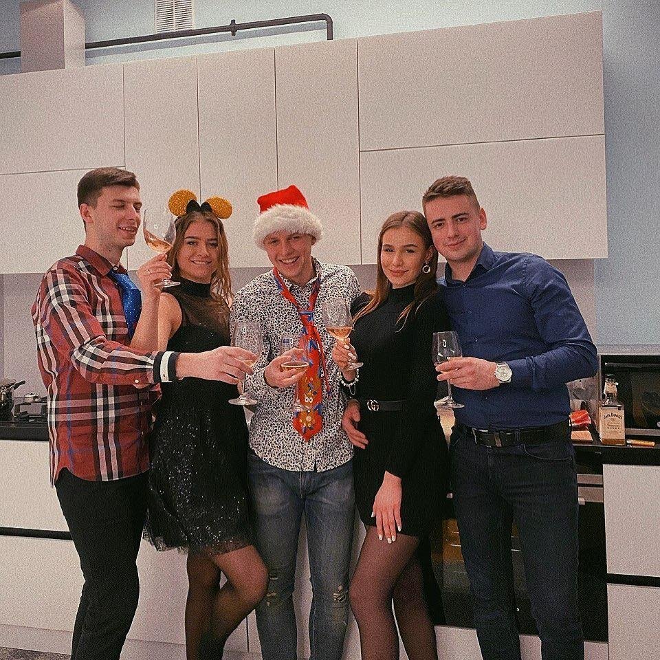 С друзьями хорошо