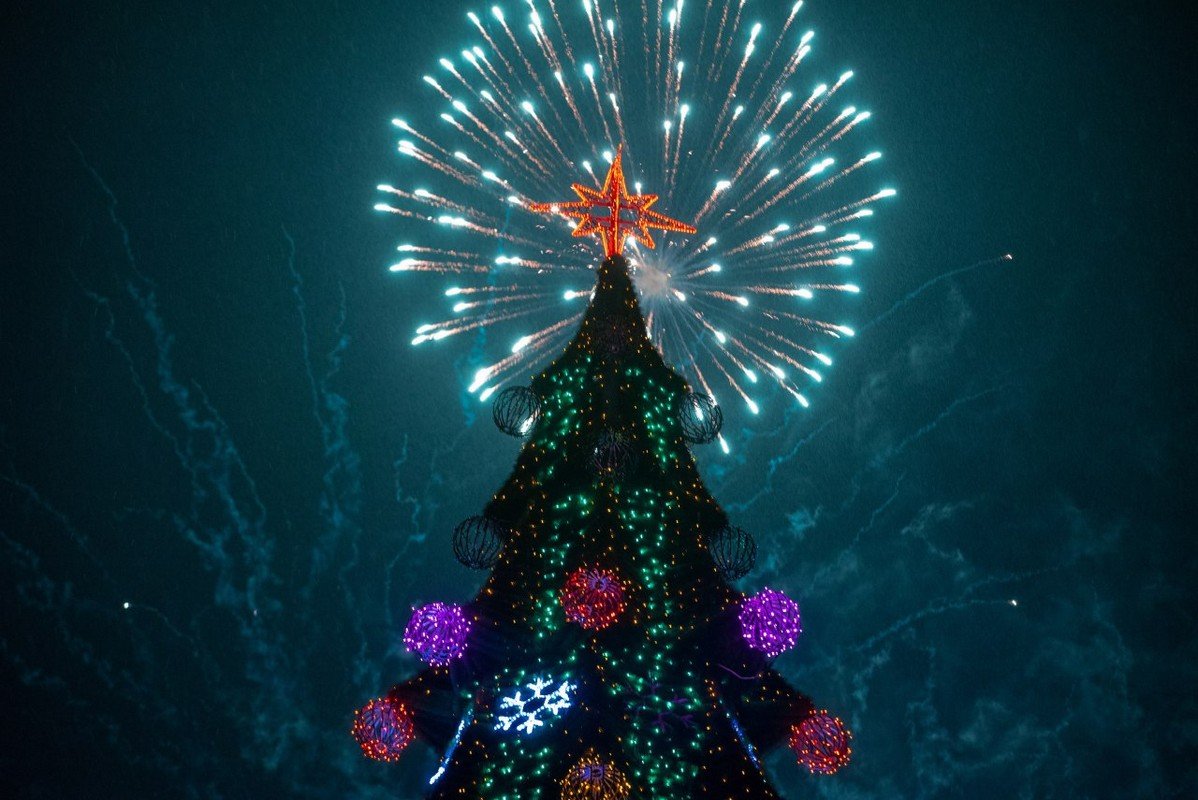 Новогодняя ночь в Каменском 6