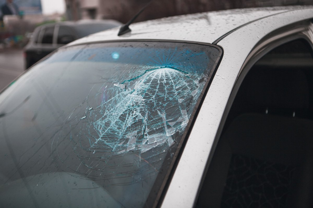 Двоих госпитализировали