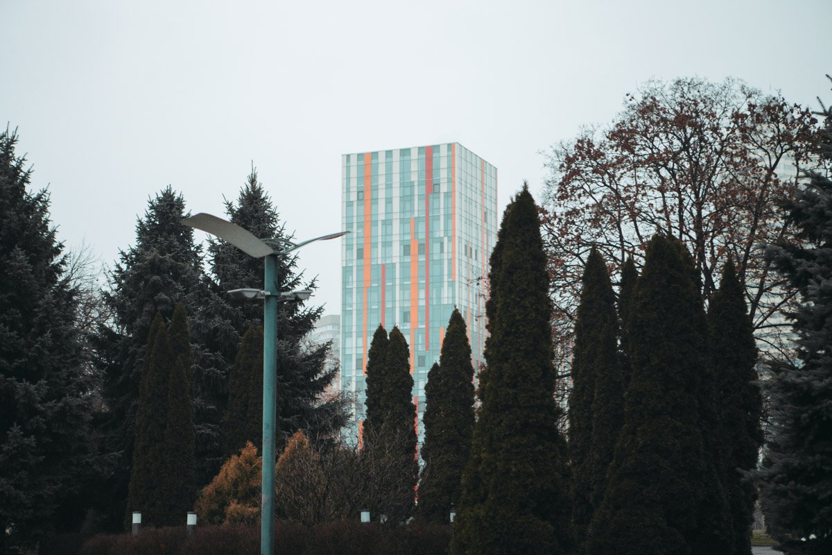 Сторож седой охраняет - туман. Сторож седой охраняет - туман.