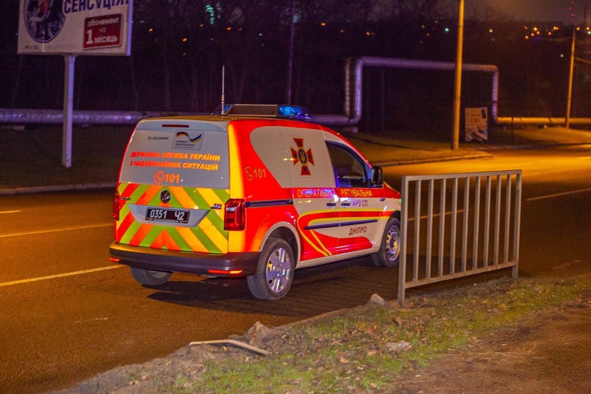 На место прибыли спасатели