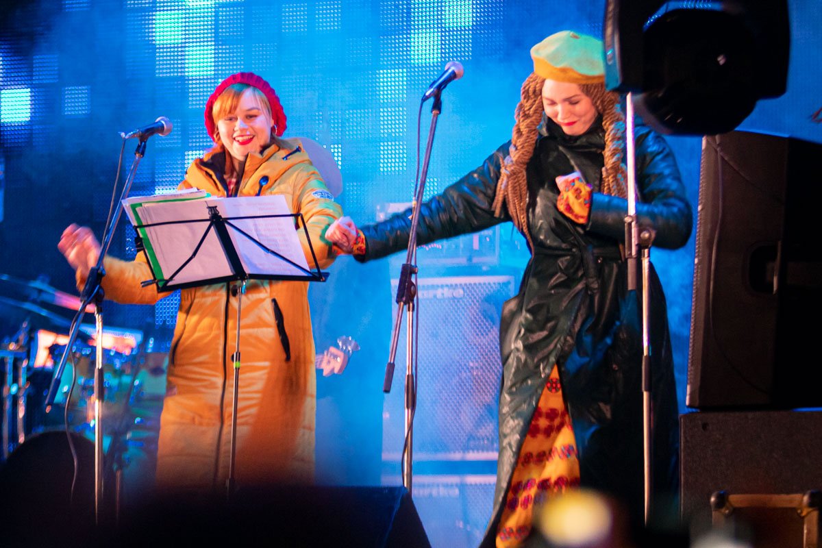 В ход шли даже танцы В ход шли даже танцы