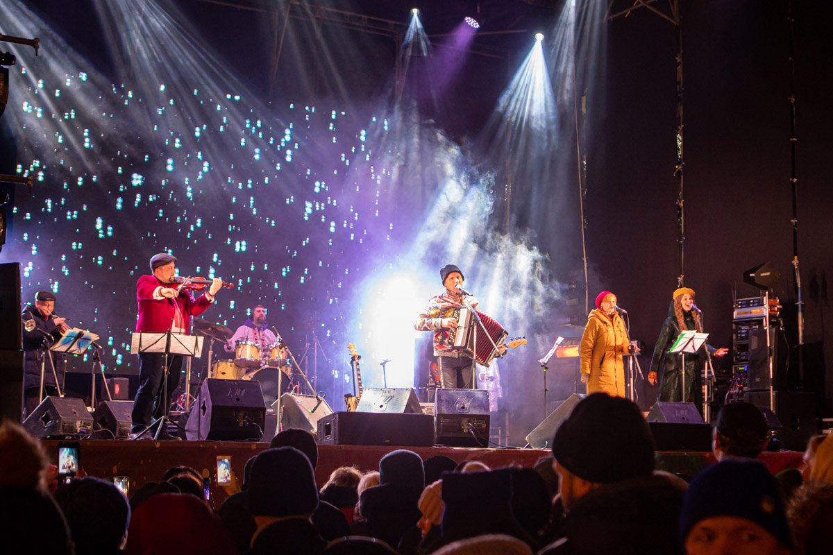 Спецэффекты создавали нужную атмосферу Спецэффекты создавали нужную атмосферу