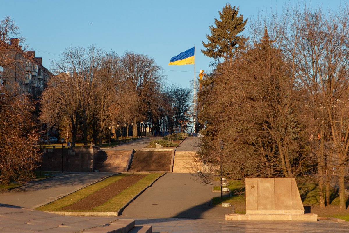 Чем больше город, тем сильнее одиночество Чем больше город, тем сильнее одиночество
