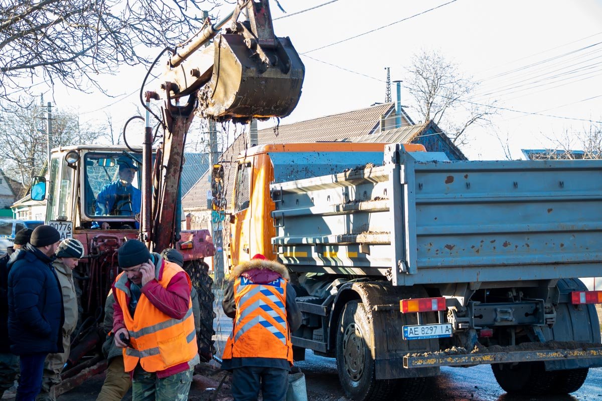 Со слов местных жителей, подобная ситуация здесь - не редкость Со слов местных жителей, подобная ситуация здесь - не редкость