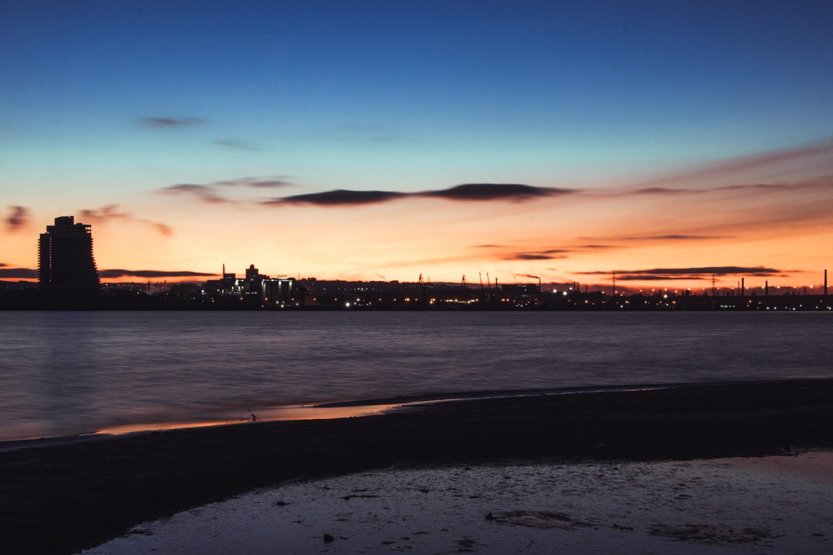 Город готовится ко сну Город готовится ко сну