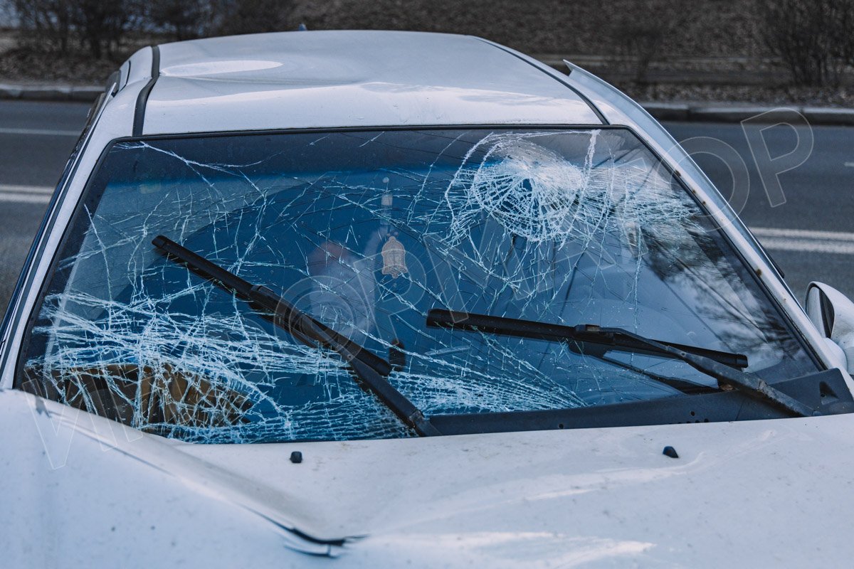 Водитель сильно ударился головой