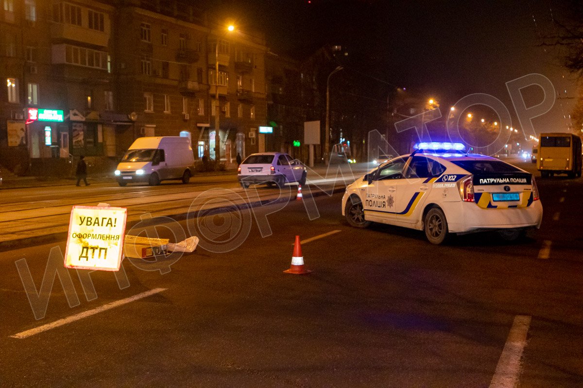 По предварительным данным, погибшей было около 30 лет По предварительным данным, погибшей было около 30 лет