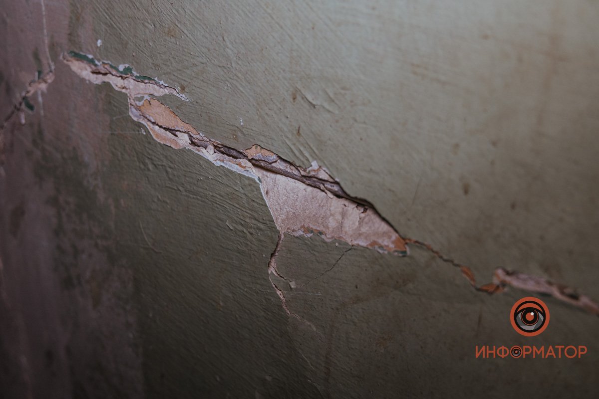 Жители дома ждут решительных действий