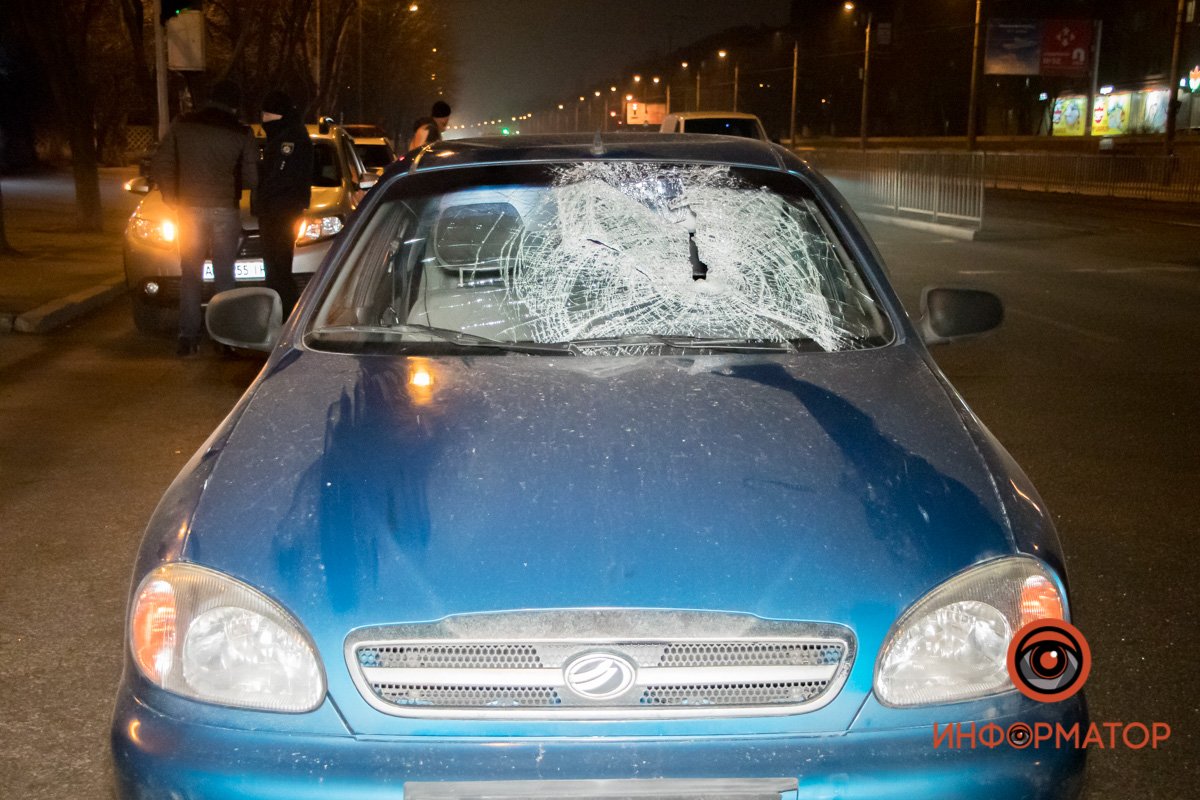 Пешеход вышел на красный свет Пешеход вышел на красный свет