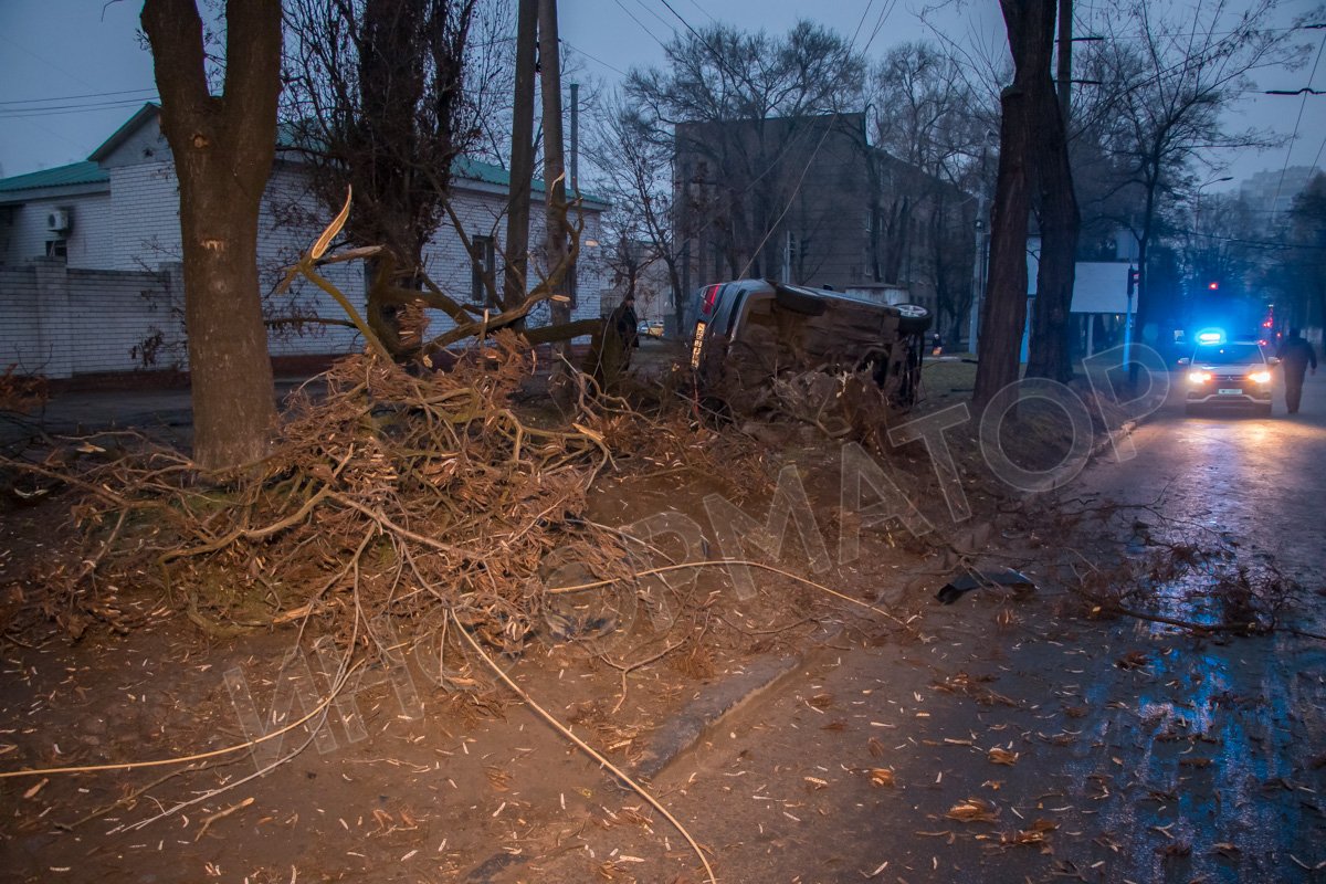 Водитель не справился с управлением