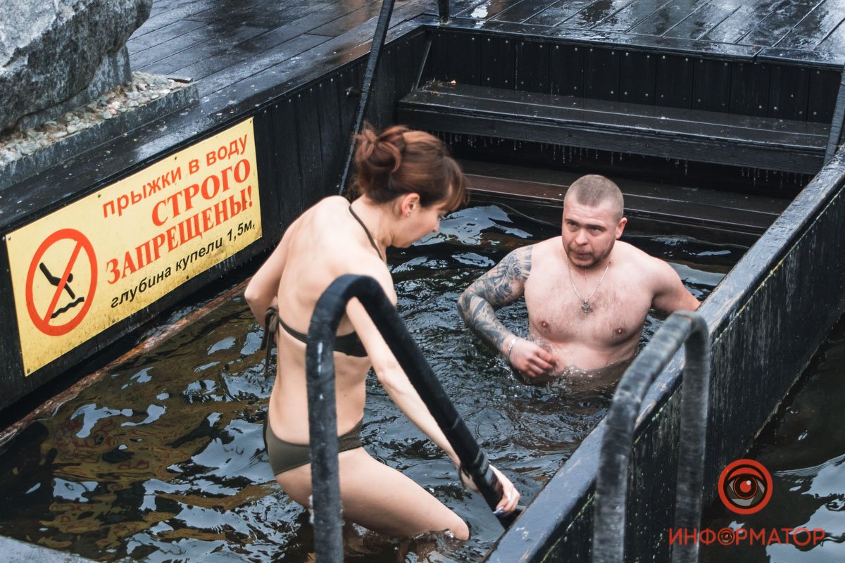 Да, парень, мы тоже поражаемся ее смелости Да, парень, мы тоже поражаемся ее смелости