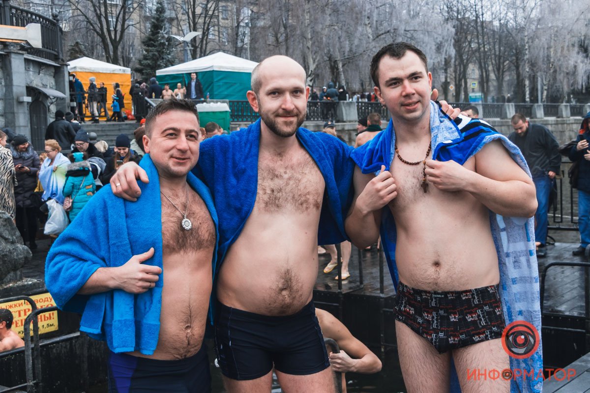 Для многих этот день значит намного больше, чем просто повод окунуться в холодную воду Для многих этот день значит намного больше, чем просто повод окунуться в холодную воду