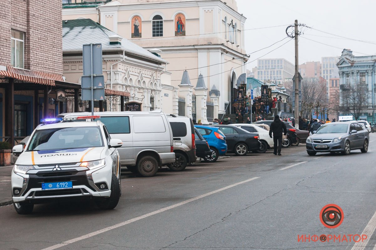 Крестный ход начался в Свято-Троицком соборе Крестный ход начался в Свято-Троицком соборе