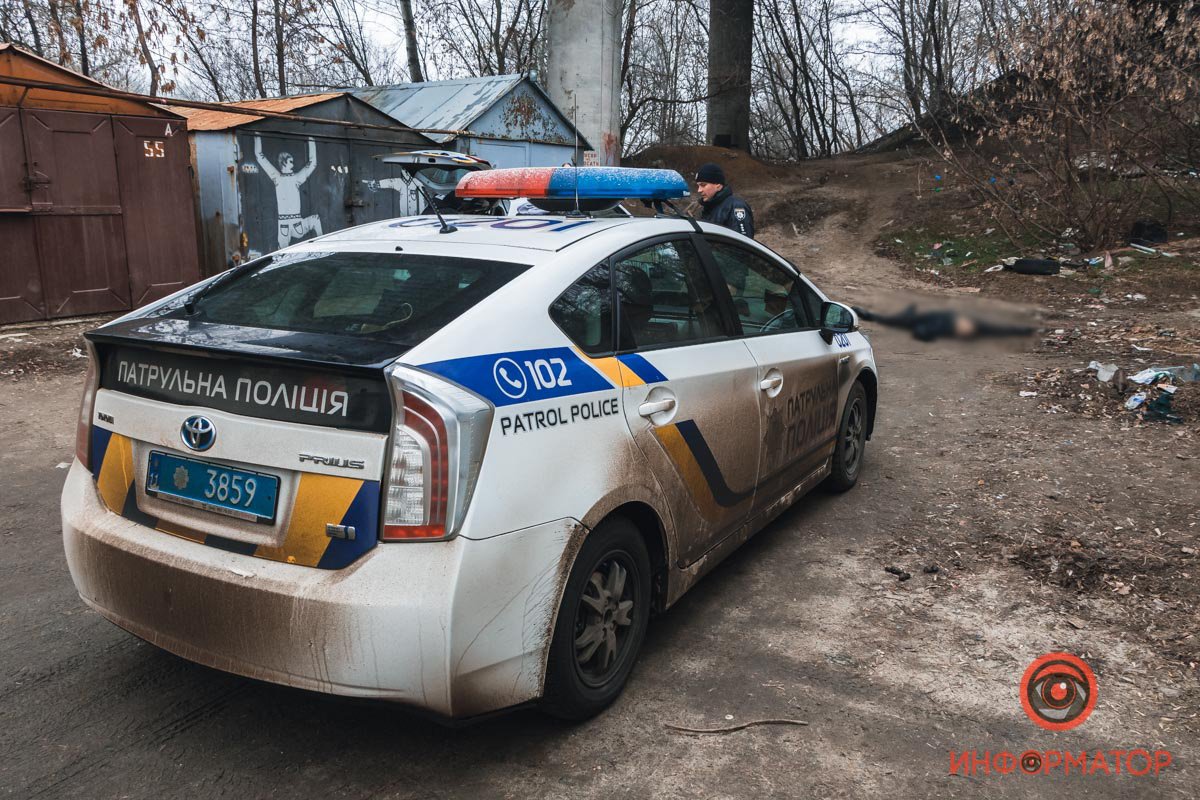 Несмотря на быструю реакцию медиков, сделать они ничего не могли - мужчина был мертв Несмотря на быструю реакцию медиков, сделать они ничего не могли - мужчина был мертв