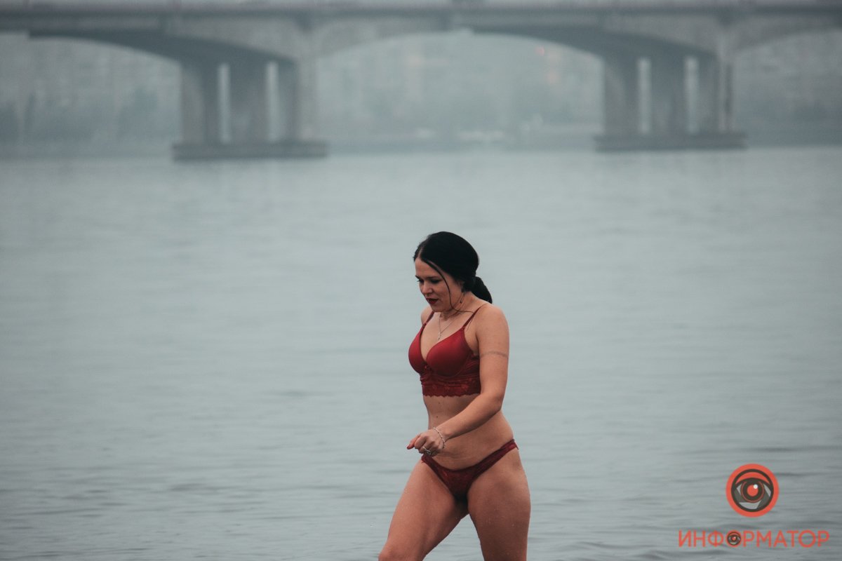 Морально готовится к худшему Морально готовится к худшему