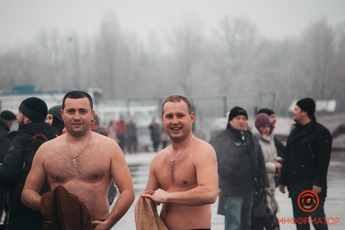 Для многих этот день значит намного больше, чем просто повод окунуться в холодную воду Для многих этот день значит намного больше, чем просто повод окунуться в холодную воду