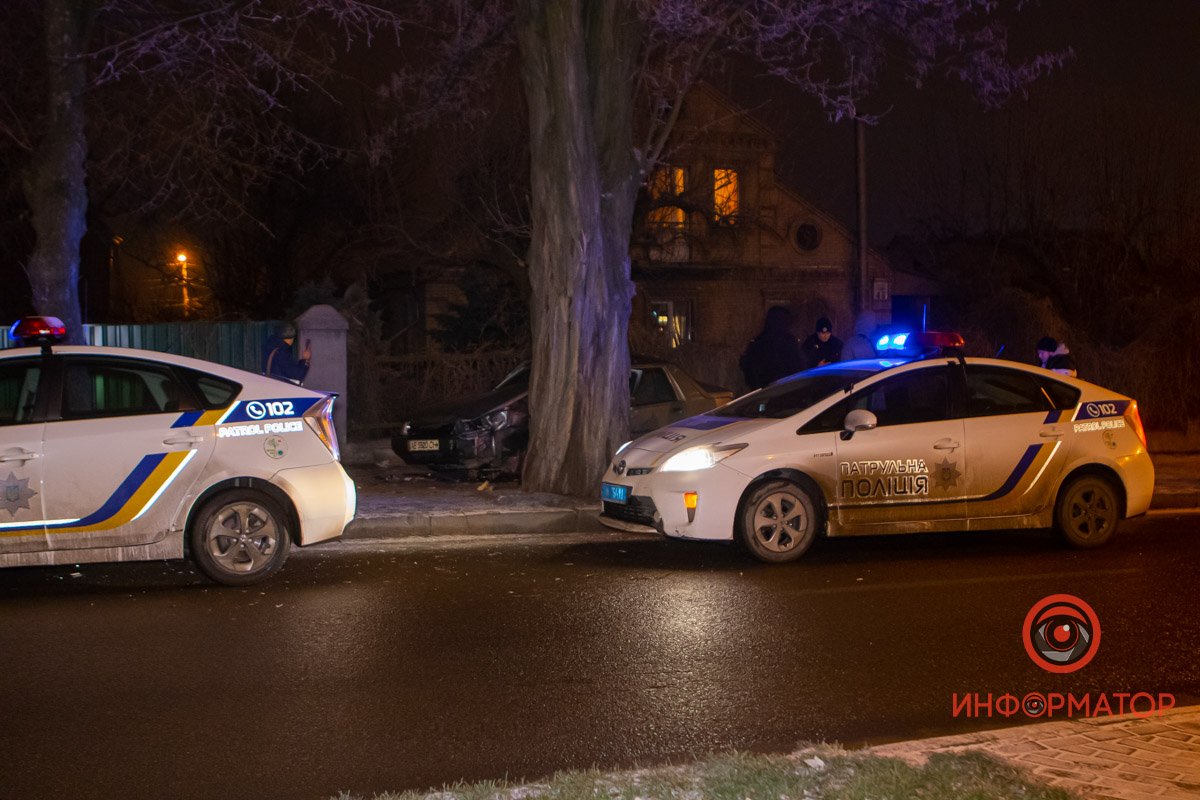 На место прибыли правоохранители 