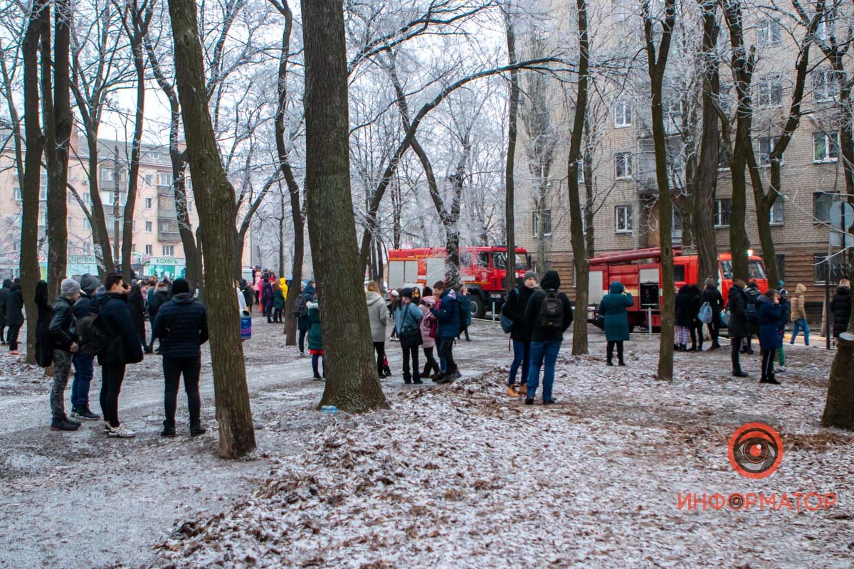 Студентов эвакуировали из здания