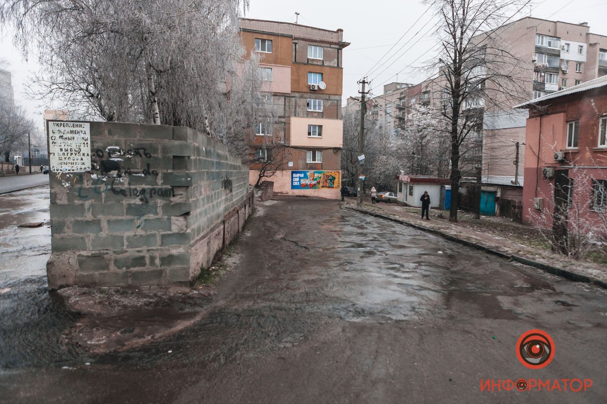 Вод разливается на несколько кварталов Вод разливается на несколько кварталов
