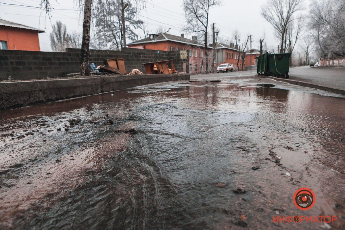 В Днепре появилось новое озеро В Днепре появилось новое озеро