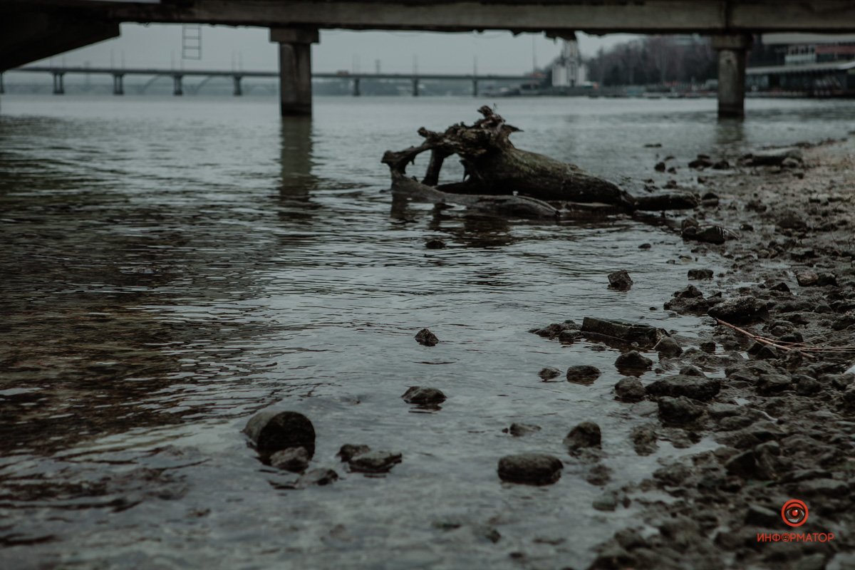 А в коллектор врезаются предприятия А в коллектор врезаются предприятия
