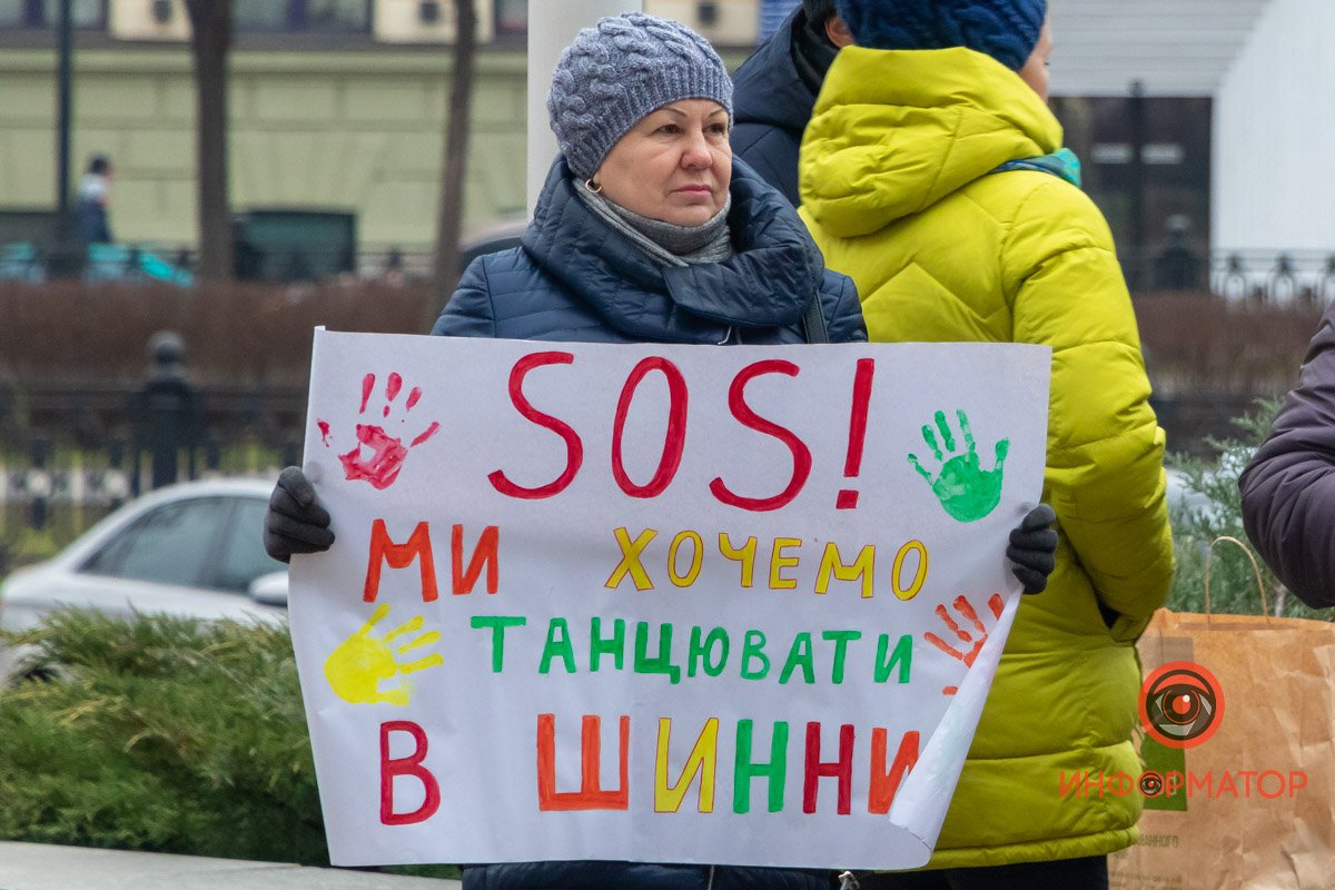 Кружки посещают сотни детей Кружки посещают сотни детей