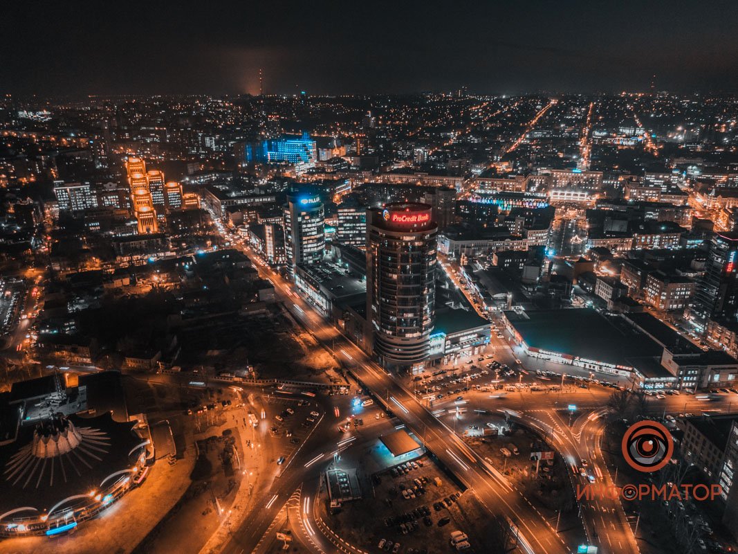 Машины продолжают свой бег Машины продолжают свой бег