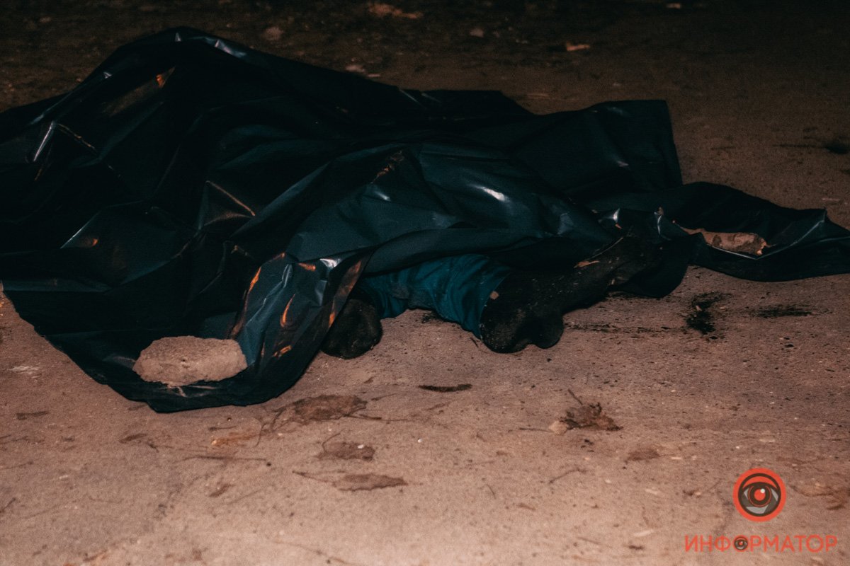 Был ли это суицид или его выбросили из окна - пока неизвестно Был ли это суицид или его выбросили из окна - пока неизвестно