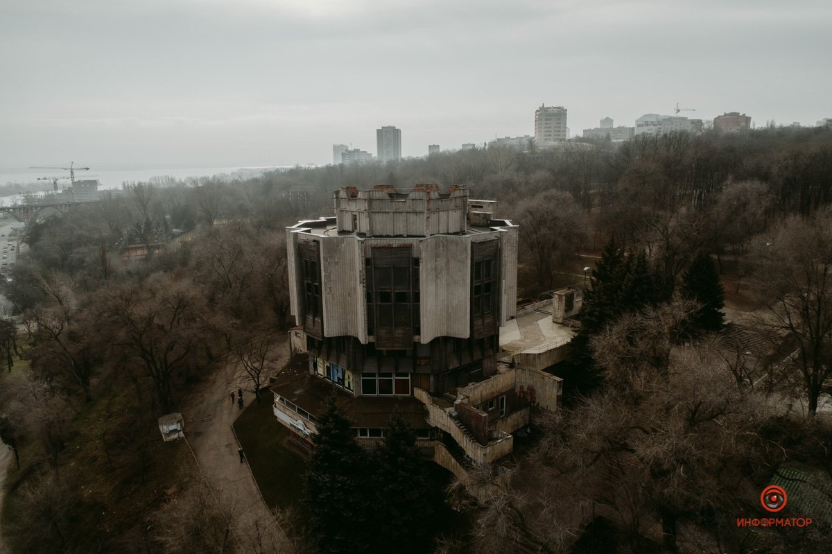 «Маяк» давно уже как ресторан не существует