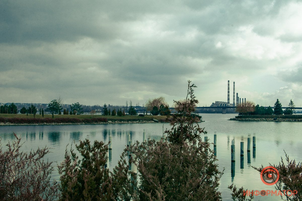 Вдали от заводов Вдали от заводов