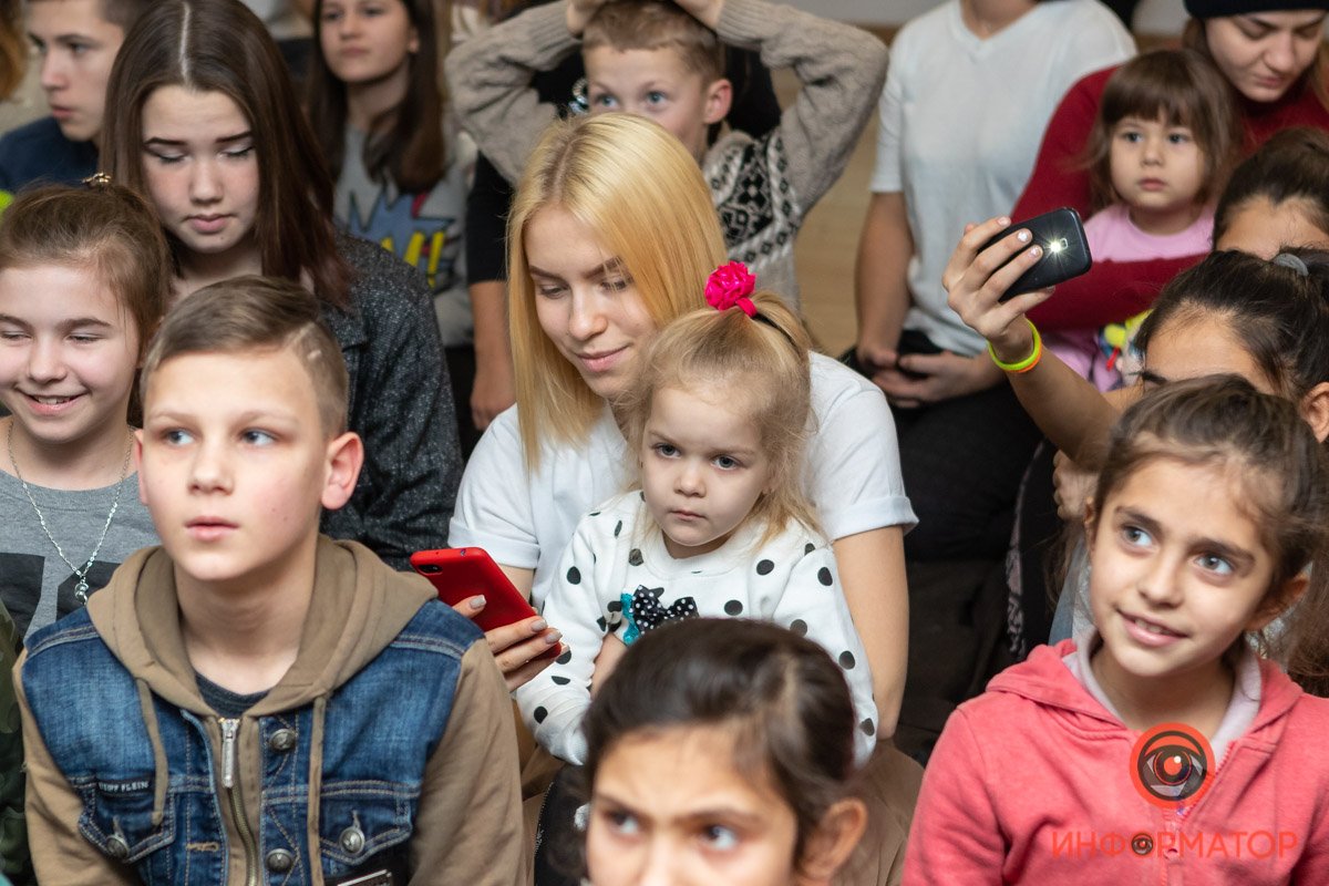 А профессор-то не настоящий!