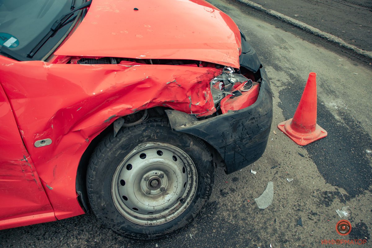 Повреждения Dacia