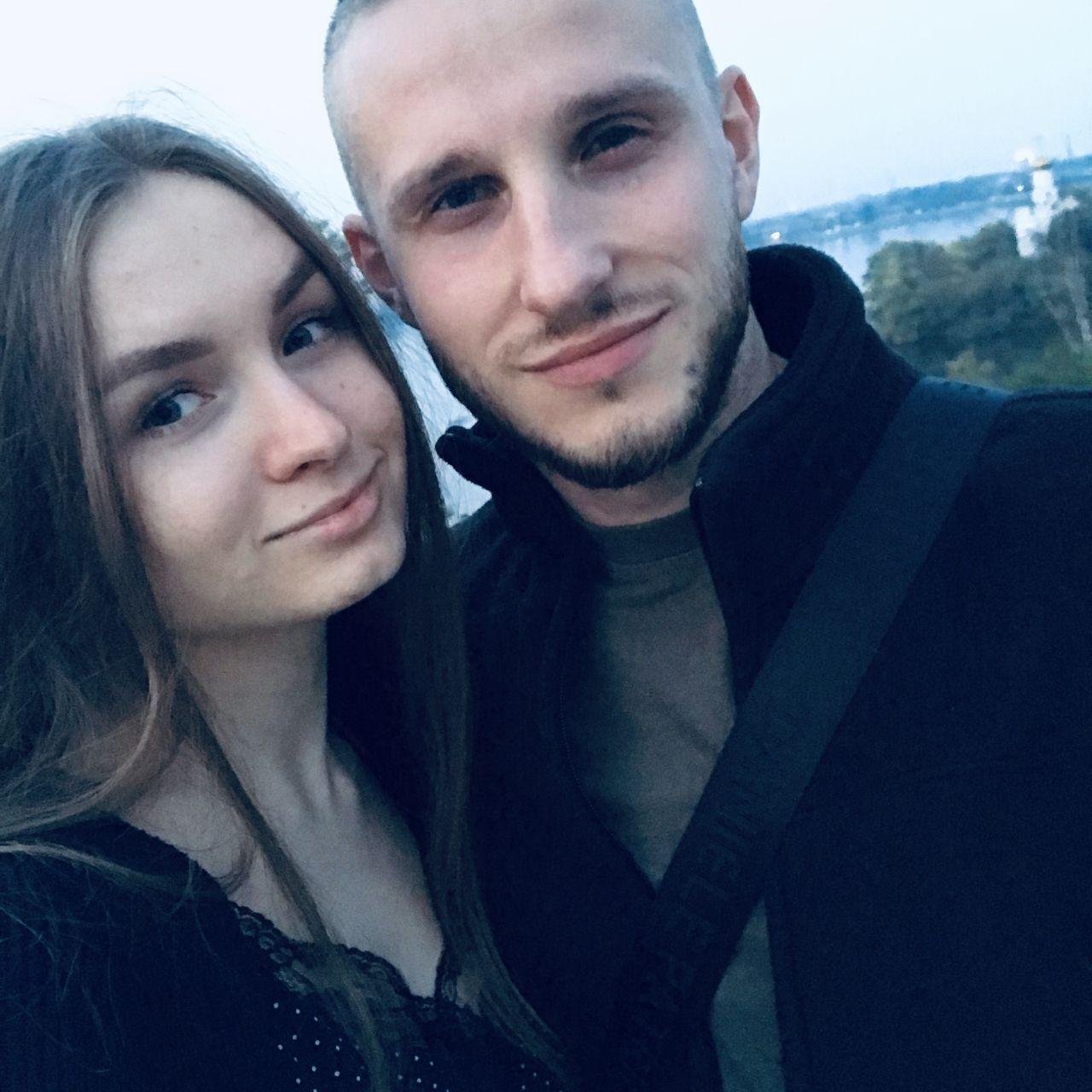 В День Влюбленных жители Днепра рассказали о любви, первом свидании и секретах отношений 1