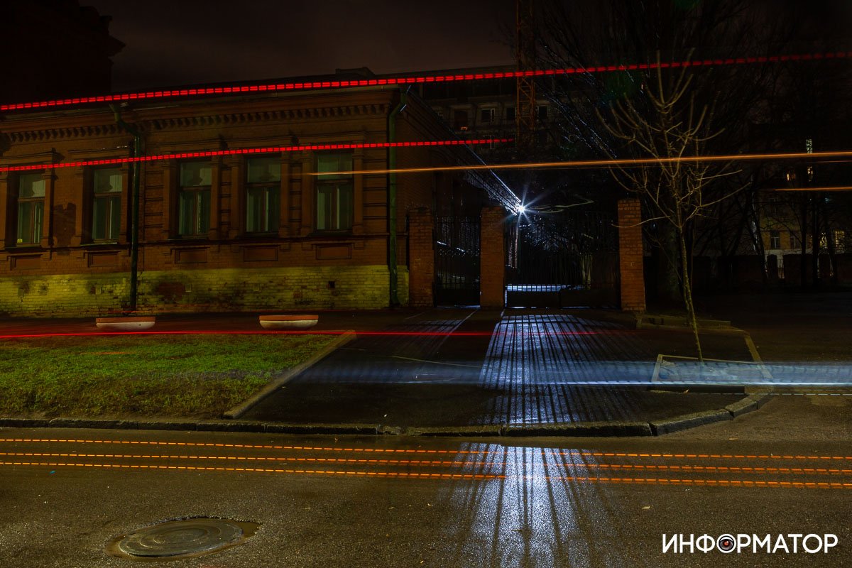 Одинокий свет вдали Одинокий свет вдали