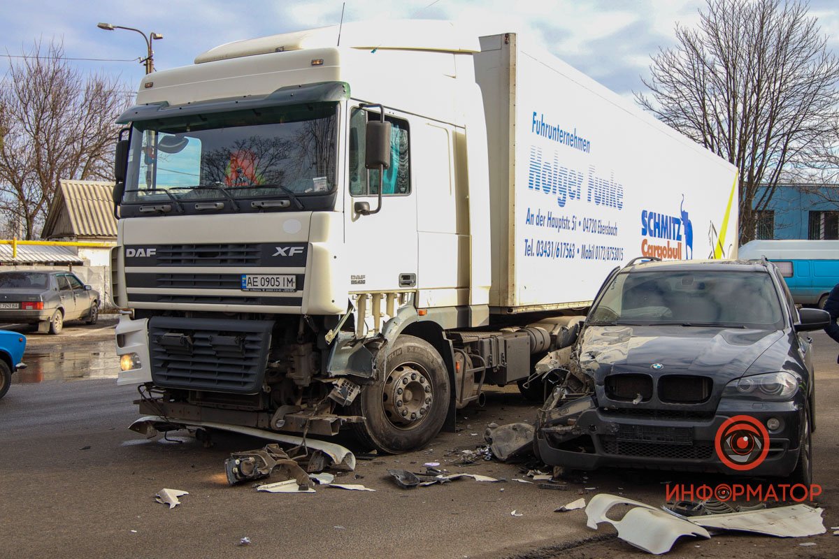 На данный момент неизвестно, как случилась авария На данный момент неизвестно, как случилась авария