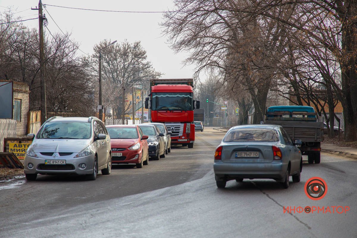 Движение на участке затруднено Движение на участке затруднено
