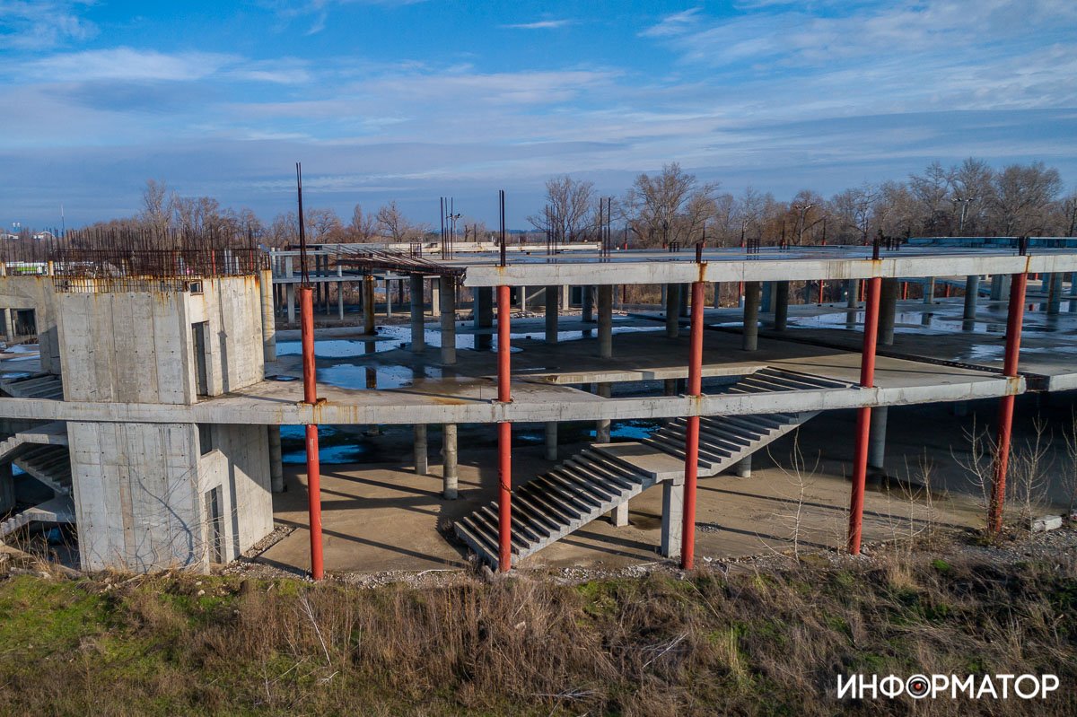 Любители заброшек знают, как сюда пробраться